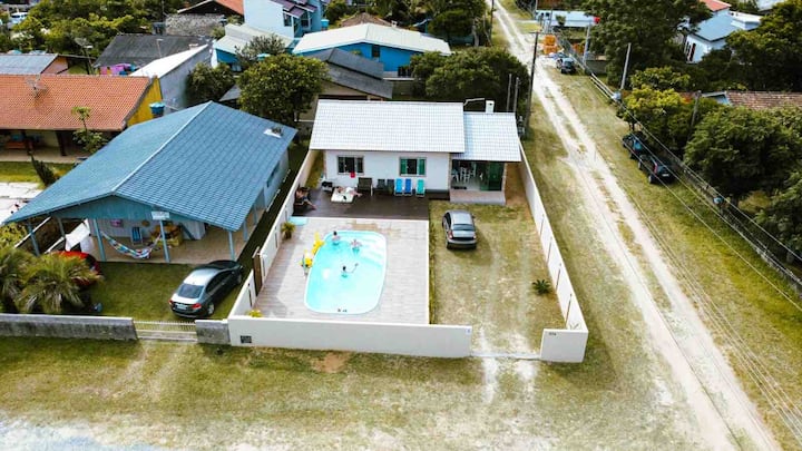 Casa Com Piscina Em Imbituba - Imbituba