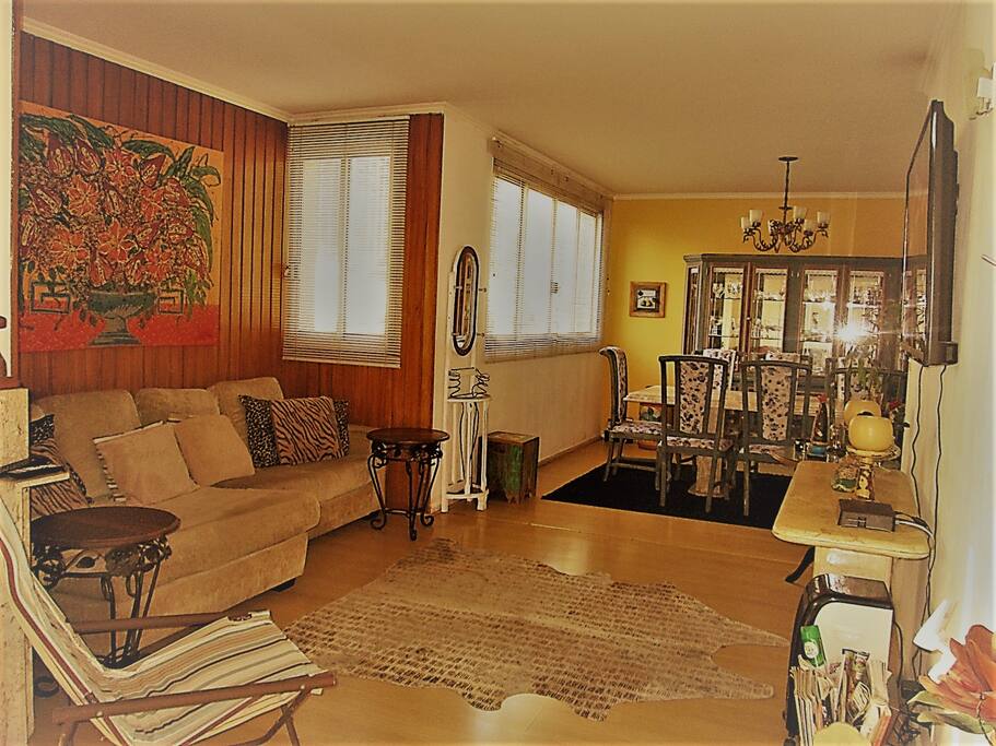 Sala de TV e Sala de Jantar