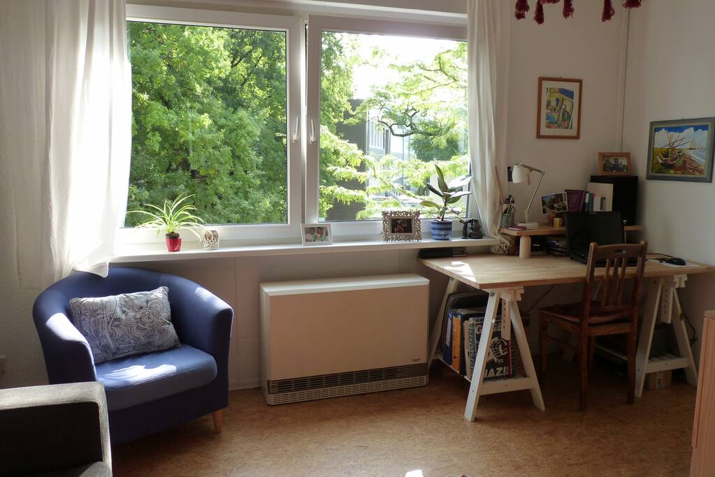 Wohn- und Schlafzimmer