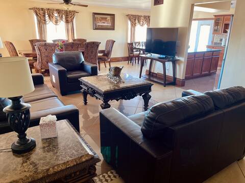 Large family 4 bedroom home 2 being master suites
