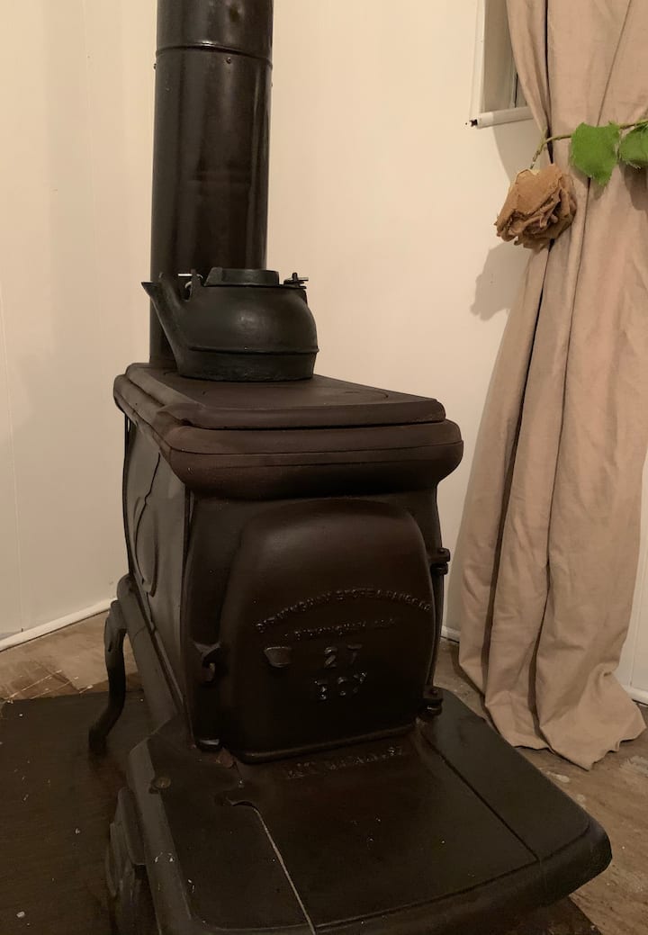 Krbový sporák len na vystavenie