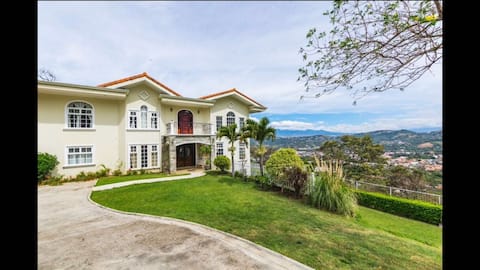 Vista Oro Luxurious Villa Heated Pool 360 Views