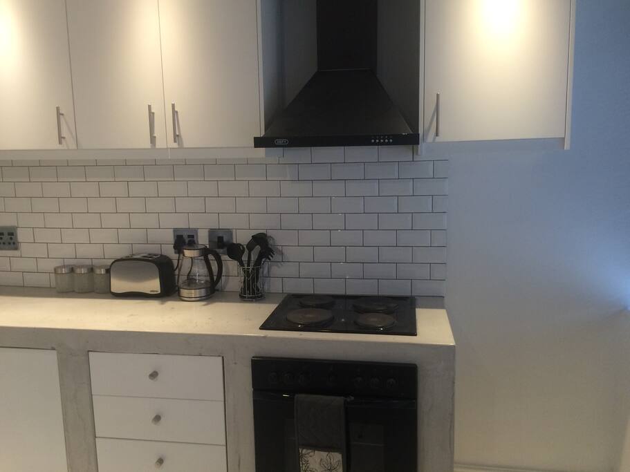 Oven & Hob.