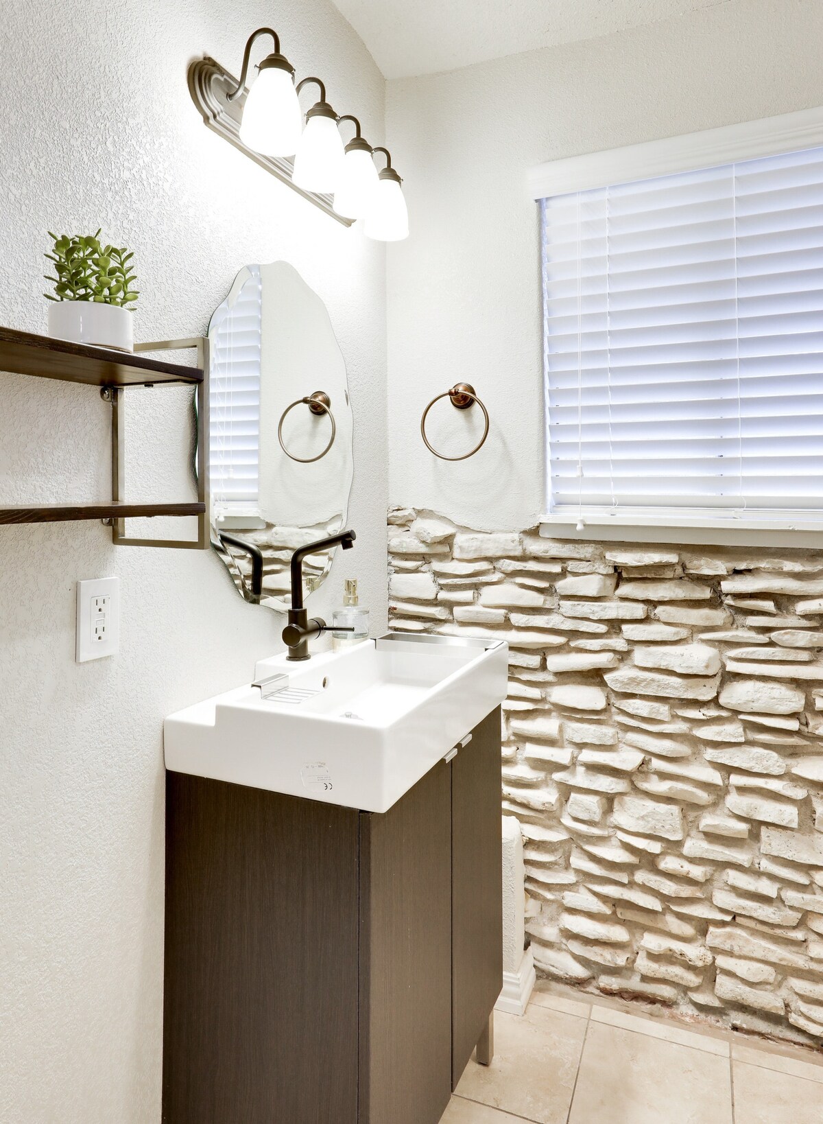 ★SLEEPS 3, Great For Exploring South Congress! ★2★