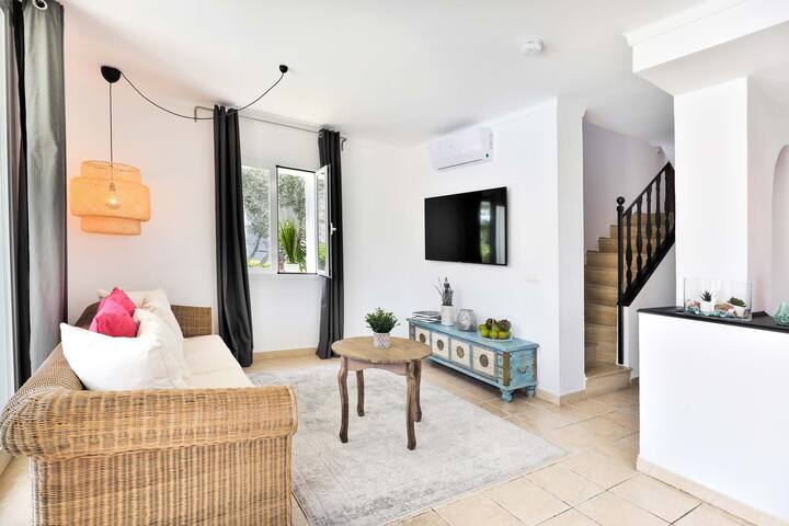 Villa LUMI-Oleanda 8 Pers. at Cala D’or Marina gallery image 5