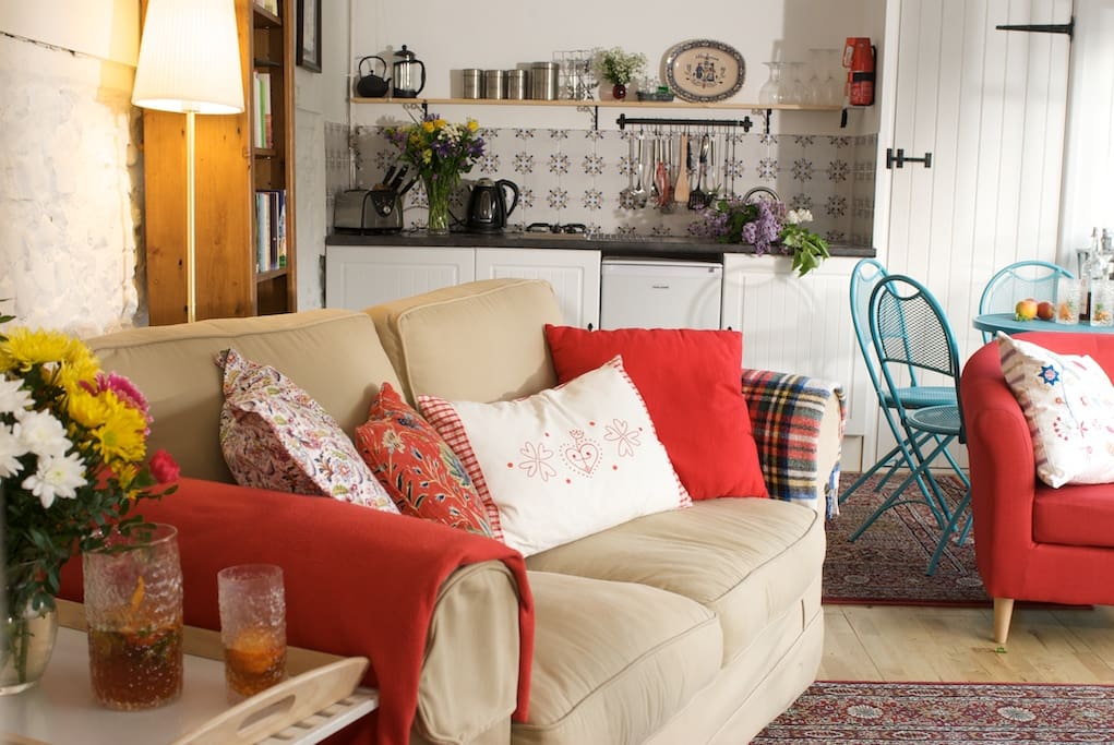 Sitting Room / Kitchen