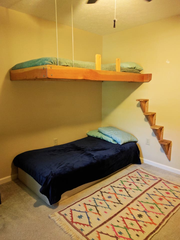 upstairs bunks