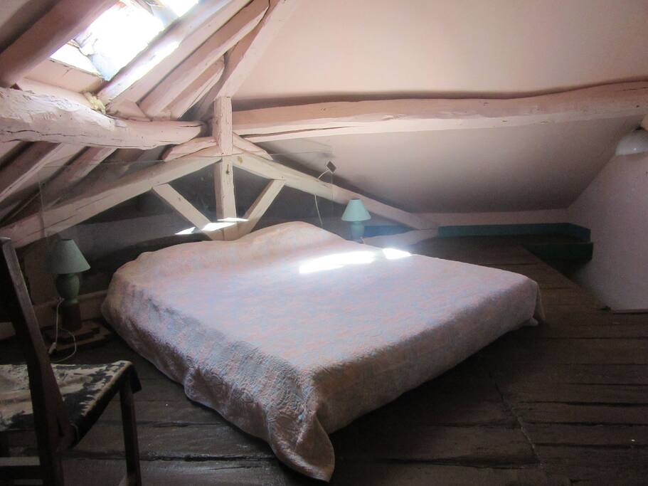 Chambre Cour mansardée