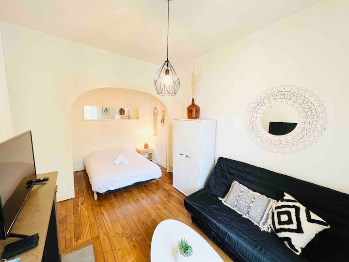 NEST COZY CHIC HYPERCENTER NEAR GOD Apartments for Rent in Lyon