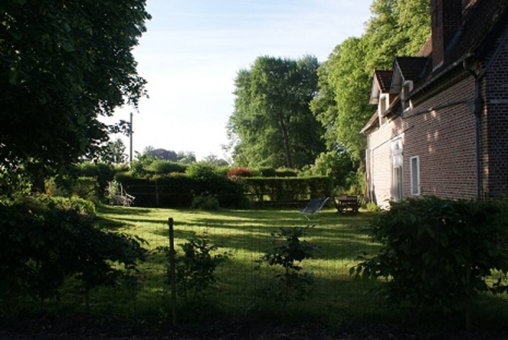 Le gîte du haras côté jardin