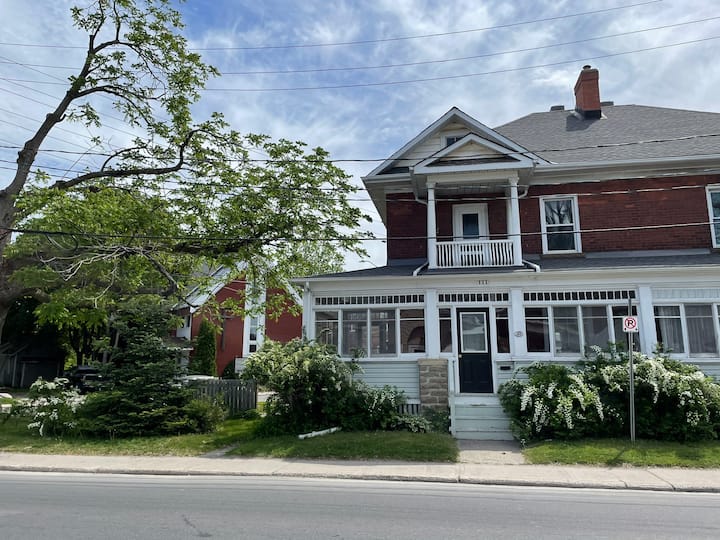 Smiths Falls Vacation Rentals & Homes Ontario, Canada Airbnb