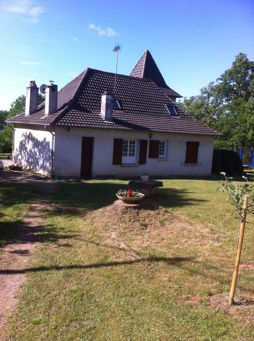 au nord l'arriere de la maison