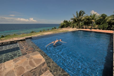 Villa Bohol (Casa Santa Barbara)