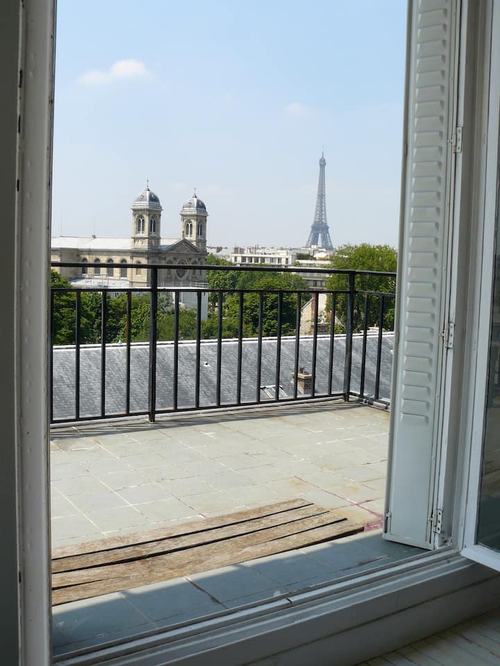 Exceptional view over all of Paris