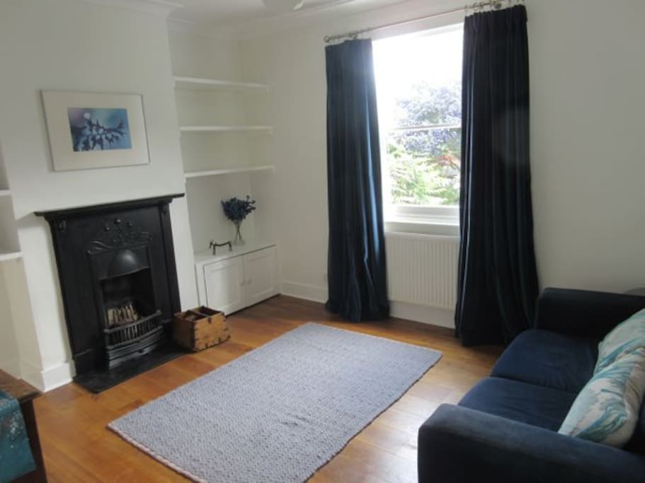 Lounge with sofa