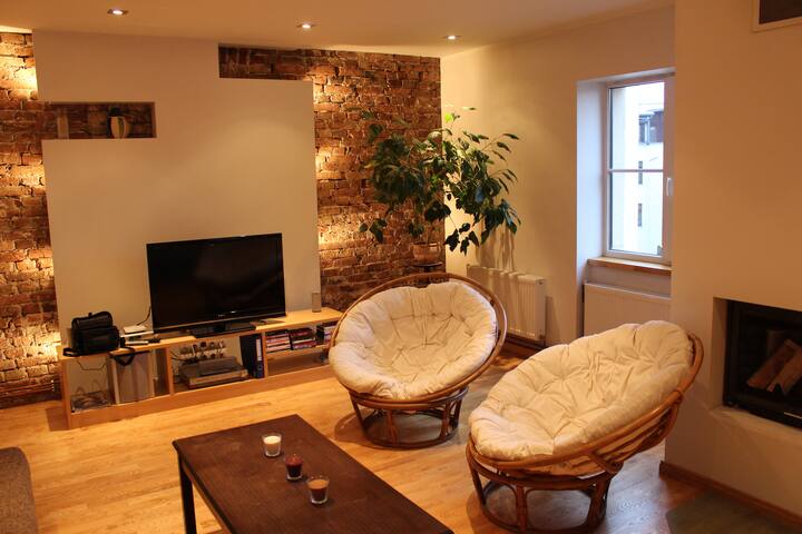 Quiet Center Apartment