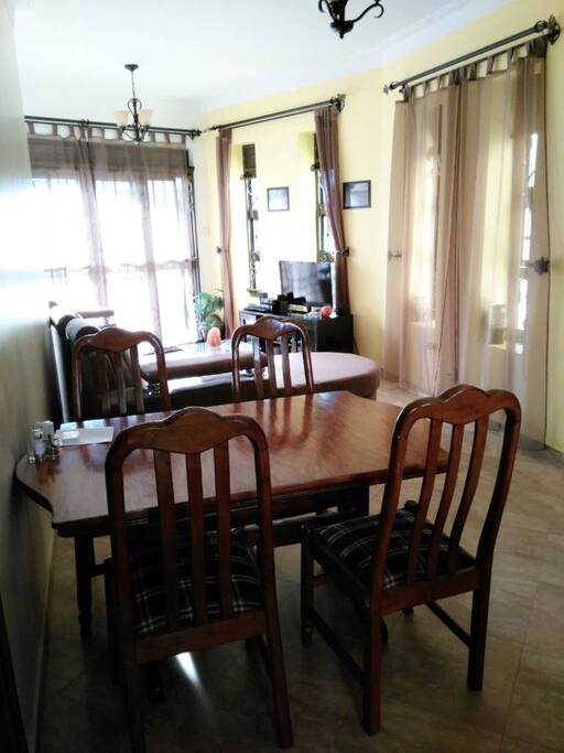 Sitting room/living room