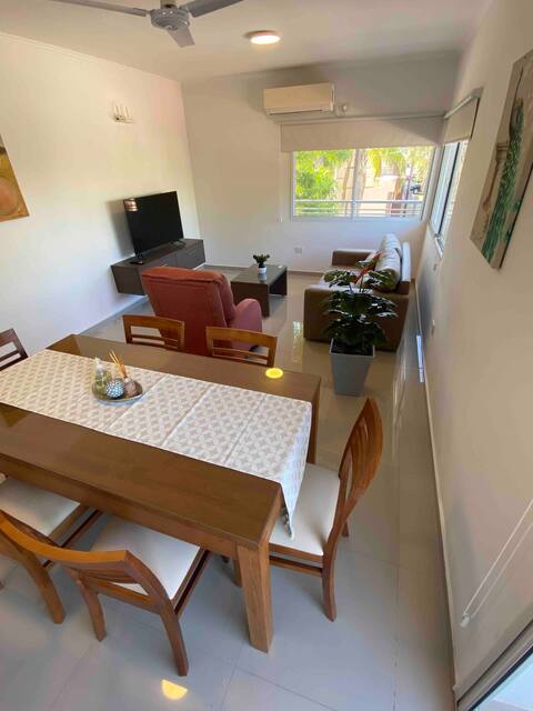 Warm and Spacious Centrally located 1D