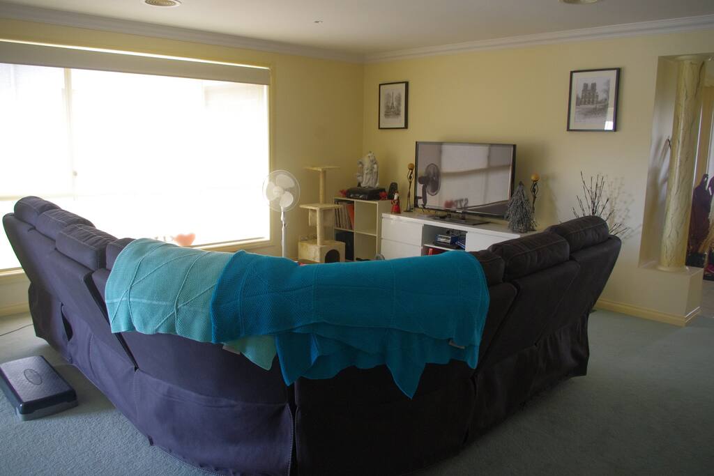 Loungeroom