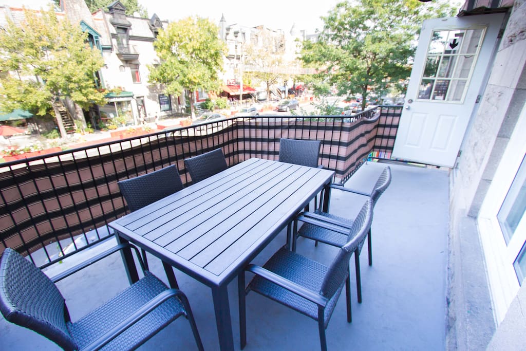 Your own sunny terrace, with BBQ!