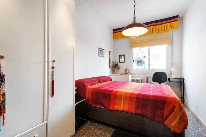 soba s bračnim krevetom/ spavaća soba s bračnim krevetom