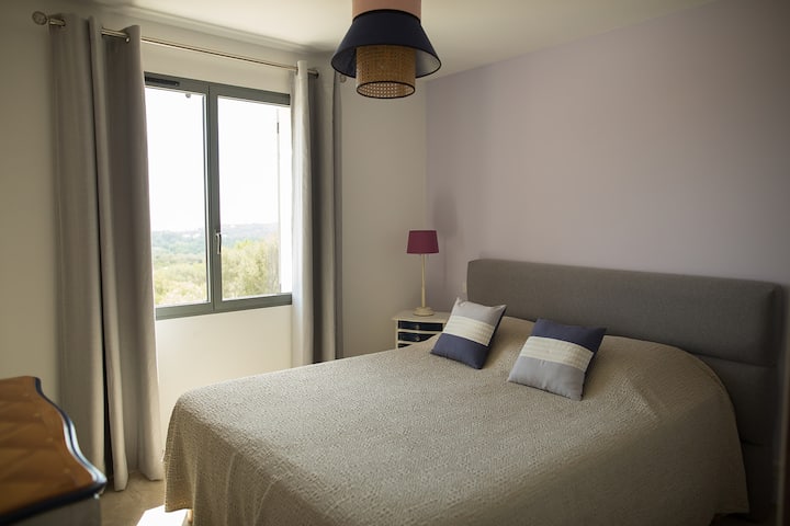 غرفة النوم 2