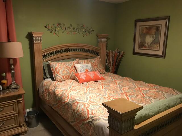 Airbnb Grassy Lake Rd Vacation Rentals Places To Stay