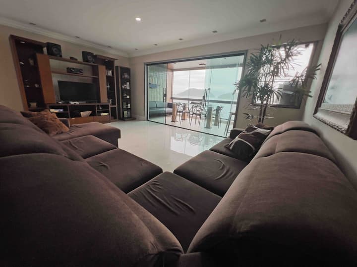 Angra dos Reis, Porto Real Resort, apto 200m²