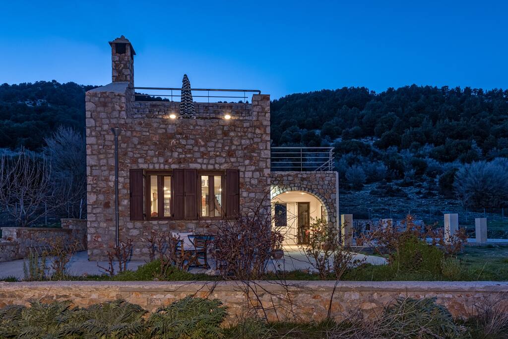 Omalos Gianni's House