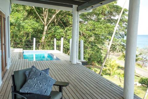Bay View Heights Villa with plunge pool