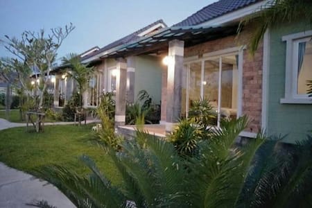 Baan Rom Pruk private house, near Naiyang beach