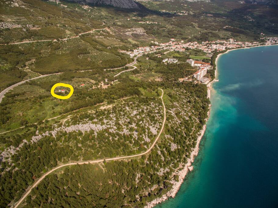 Only 5 min by foot to the beach...