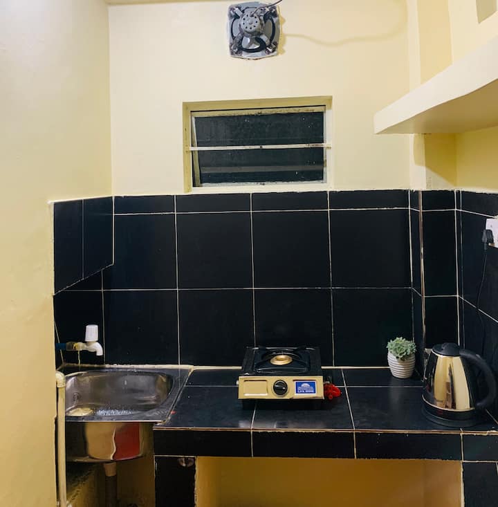 Cozy 1 Bedroom Unit With Kitchen, Parking, Wi-fi - Shillong