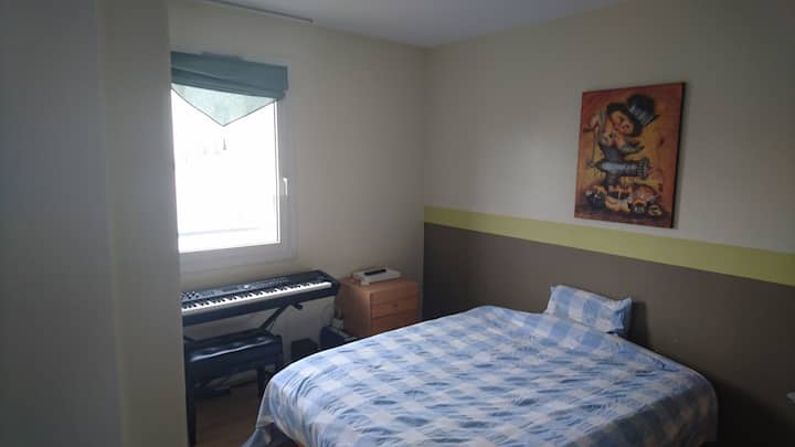 Chambre Double Dans Appart - Rueil - Rueil-Malmaison