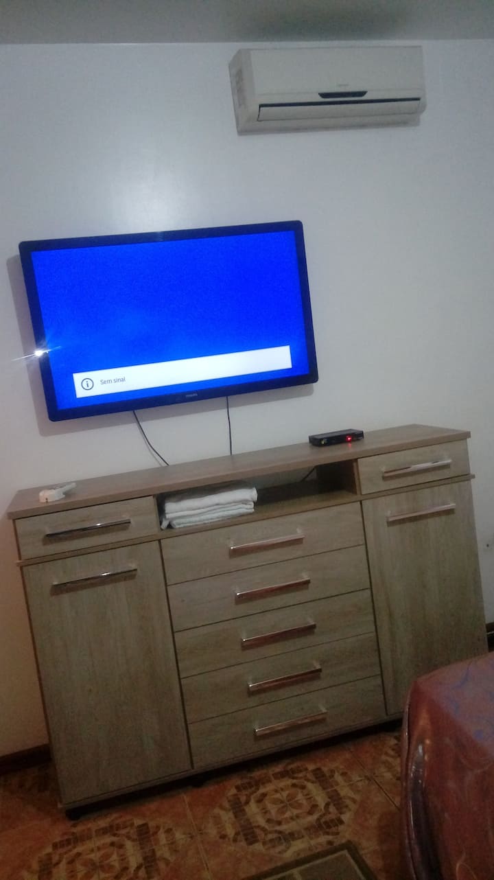 QUARTER TV 1