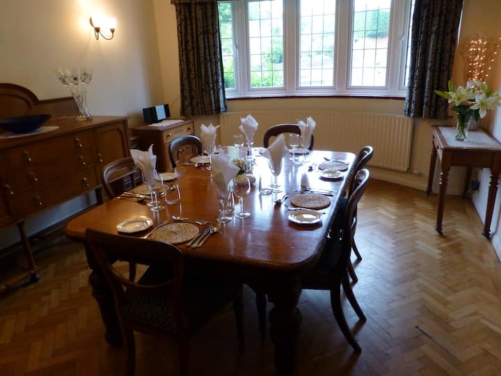 3 Double beds detached in Beckenham