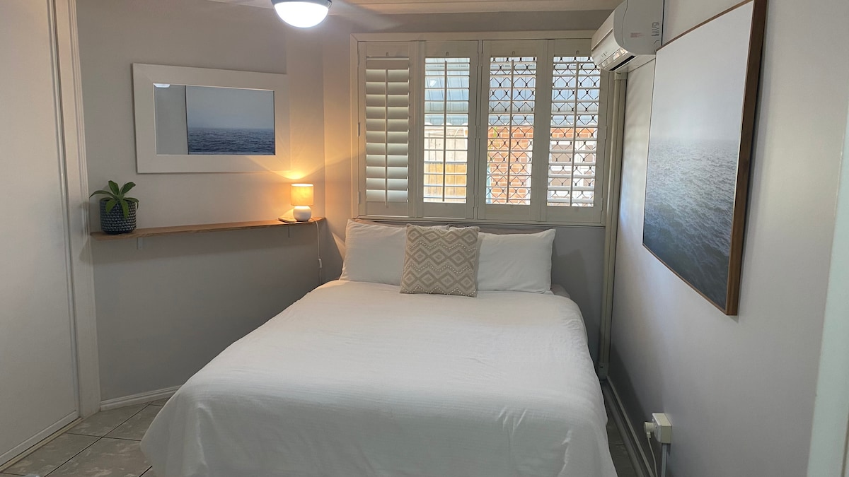 Second bedroom (this room is locked for bookings of only 2 people unless a request is made to have it opened) 