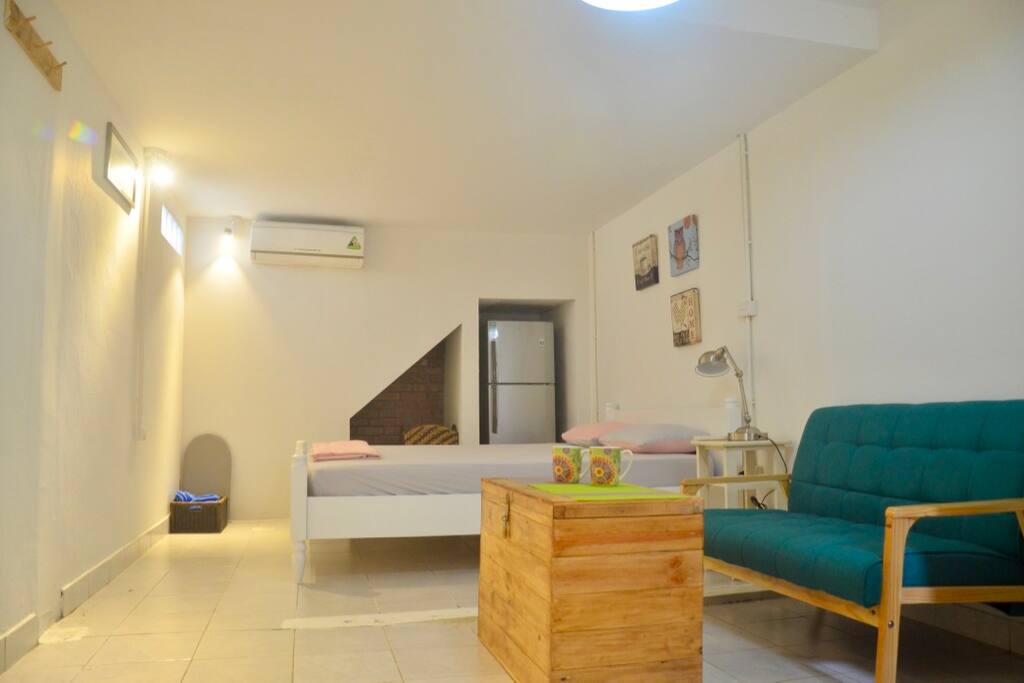 Spacious lovely studio