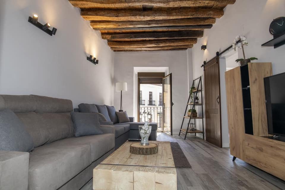 Elegante Apartamento para 5 en el centro de Cáceres con wifi — photo 1