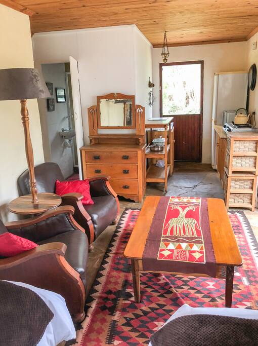 Private lounge and Kitchenette for convenience