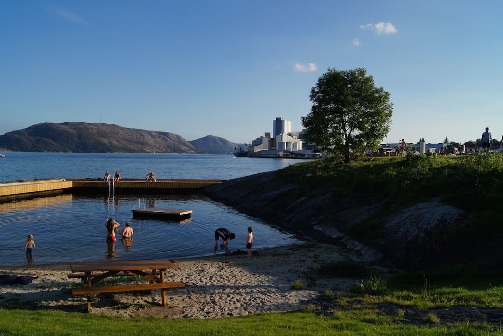 Godalen Harbour Basin
