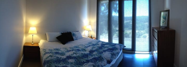 Luxe kingsize tweepersoonsbed of singles beschikbaar