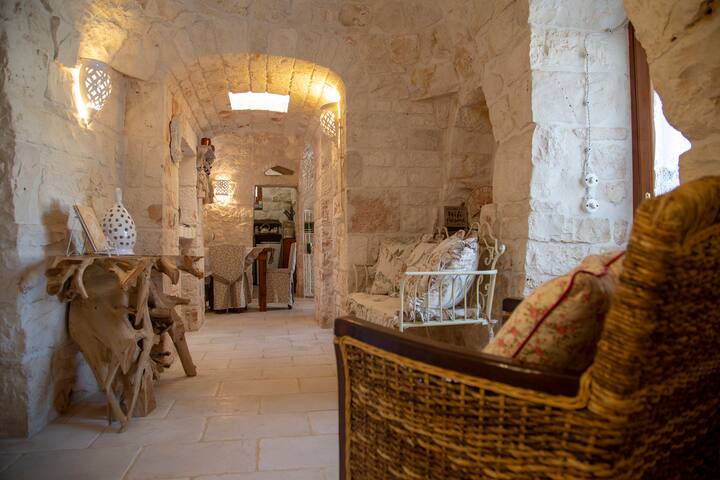Luxury Borgo del Trullo Magno gallery image 4