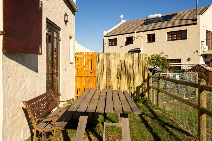 Stable Cottage with a view gallery image 5