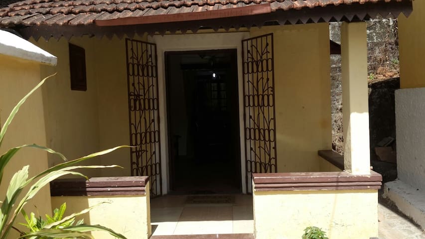 Airbnb Goa Velha Vacation Rentals Places To Stay Goa India