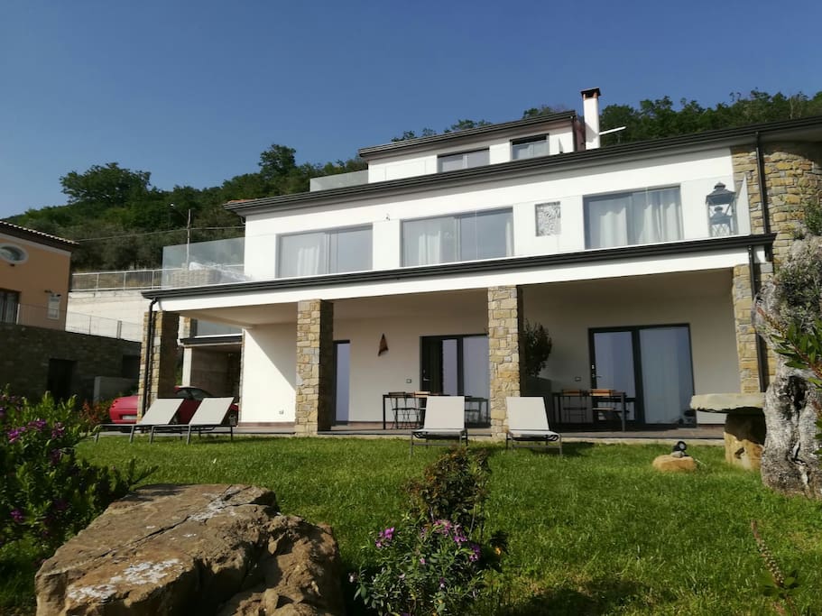 Villa Anthea