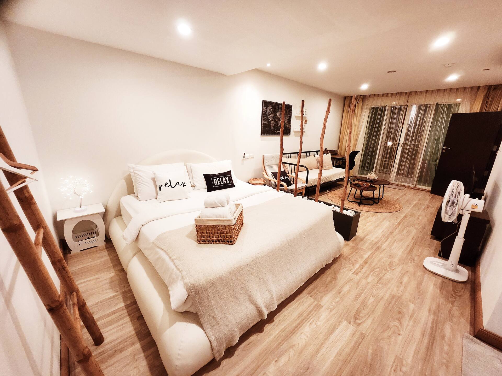 Poolside2Bedroom NearBeach | In-Room FilteredWater