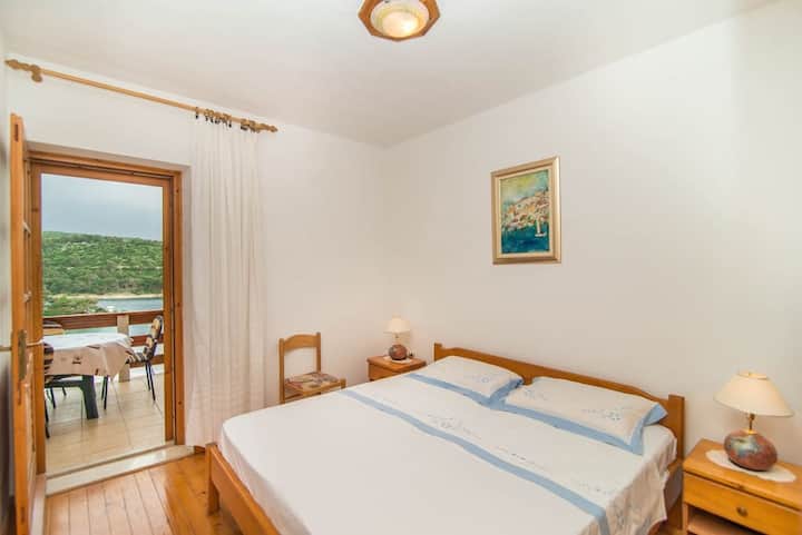 ห้องนอนเตียงคู่ 