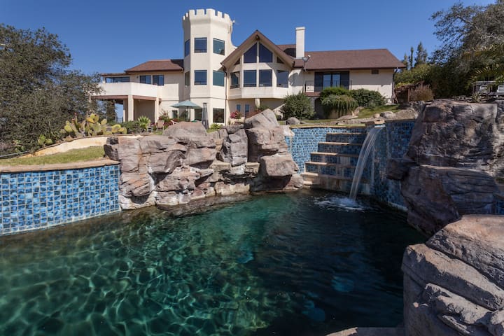 Chateau Edelweiss with Ocean View