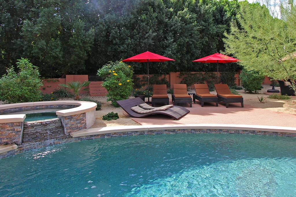 Destination Palm Desert